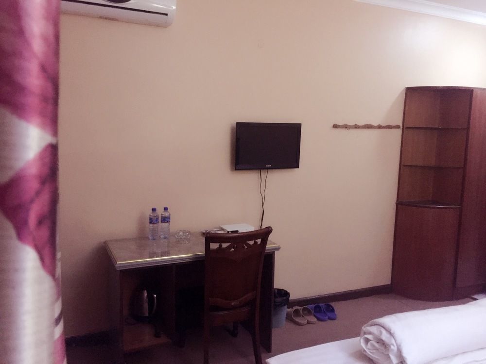 New Yuetan Hotel 达累斯萨拉姆 外观 照片